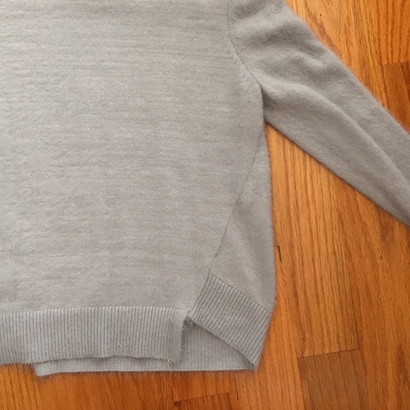 NWT CALVIN KLEIN FUZZY SWEATER - Picture 3 of 6